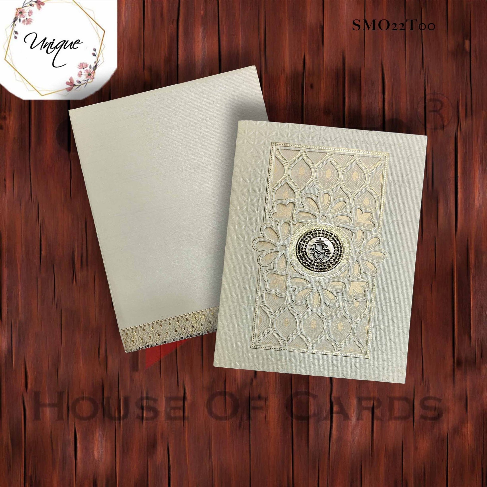 Light Pista Shade With Designer Cuts On The Page Holder