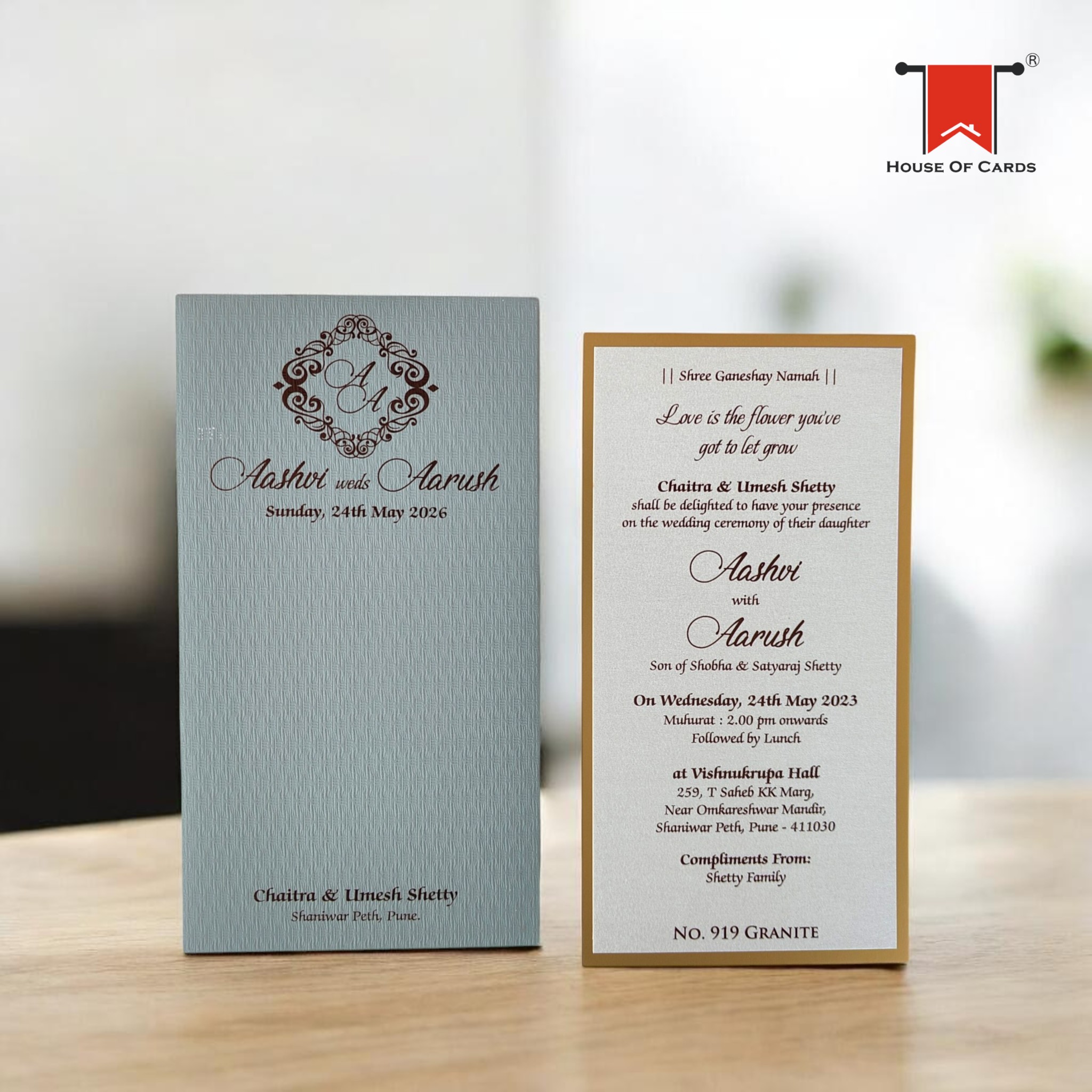 Premiu Texture Ivory Metallic Single Invitation Card